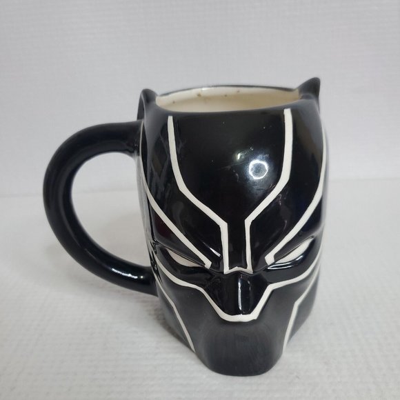 FAST SHIPPING! MARVEL BLACK PANTHER 20 OZ SCULPTED CERAMIC MUG - Picture 2 of 5